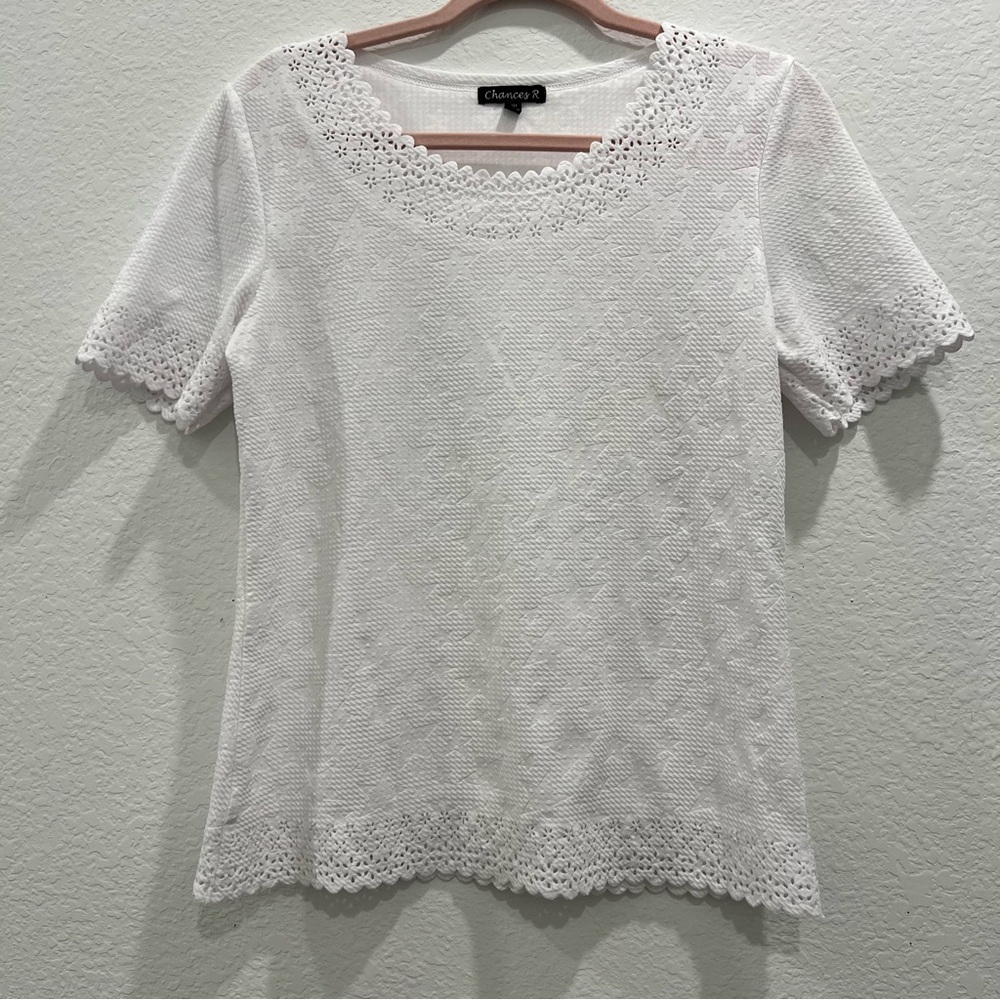 Unique white cut out embossed‎ top size S by Chances R